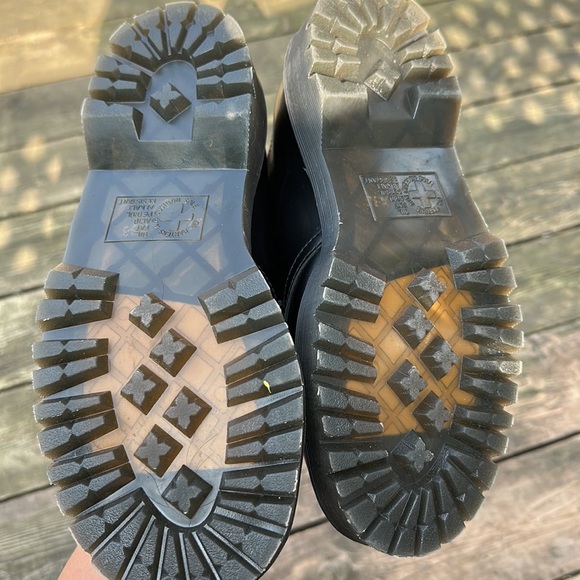 Dr Martens ladies - Picture 3 of 3